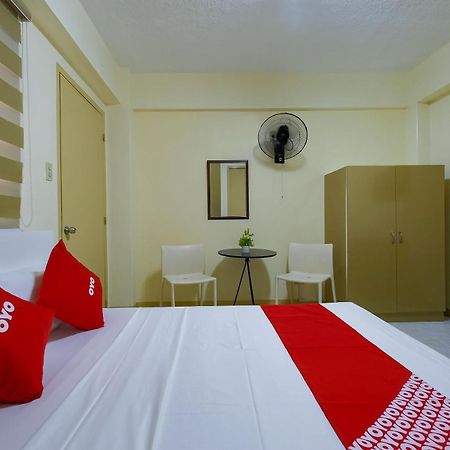Oyo 840 Orangenest Apartelle Маніла Екстер'єр фото