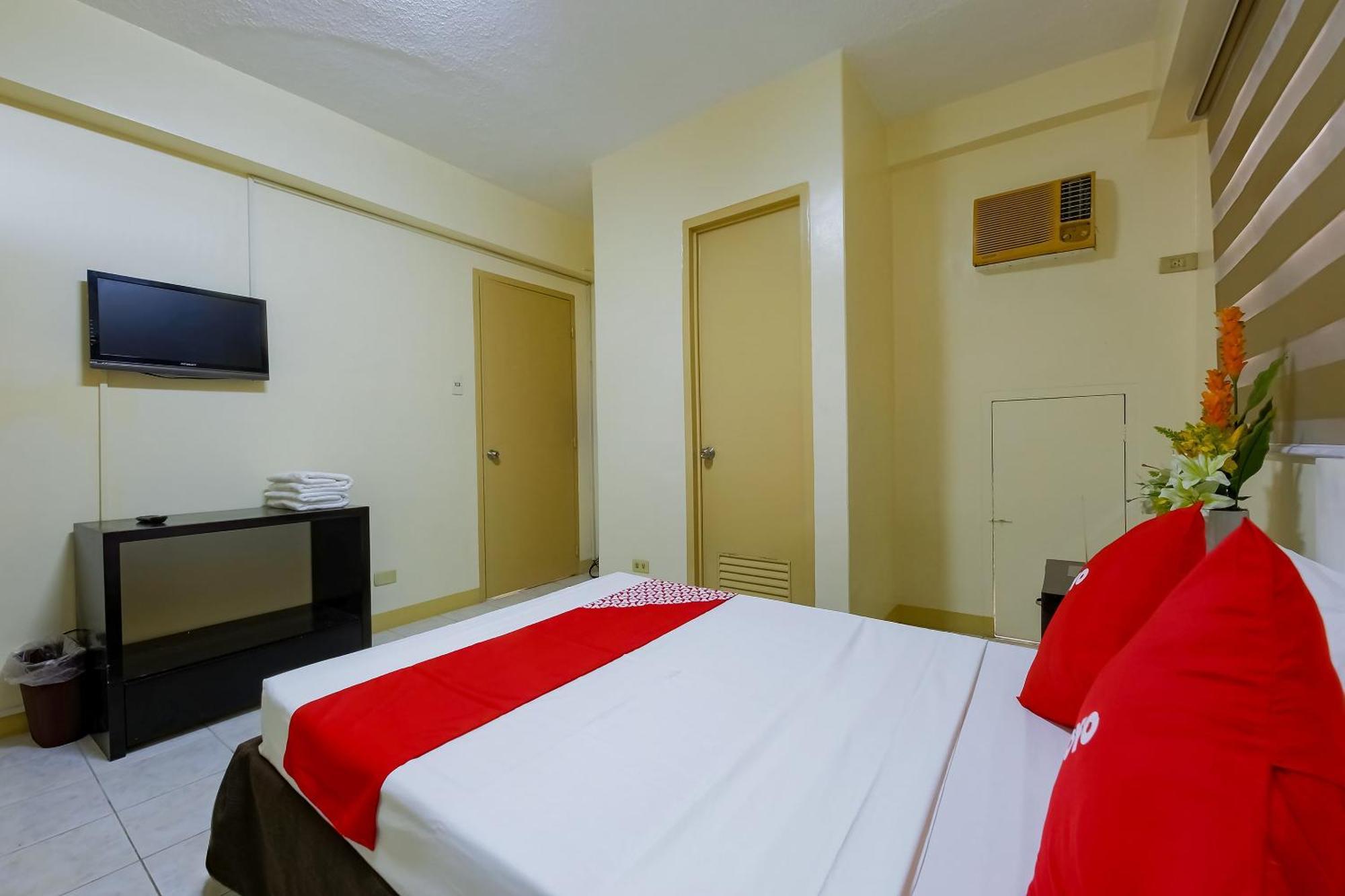Oyo 840 Orangenest Apartelle Маніла Екстер'єр фото
