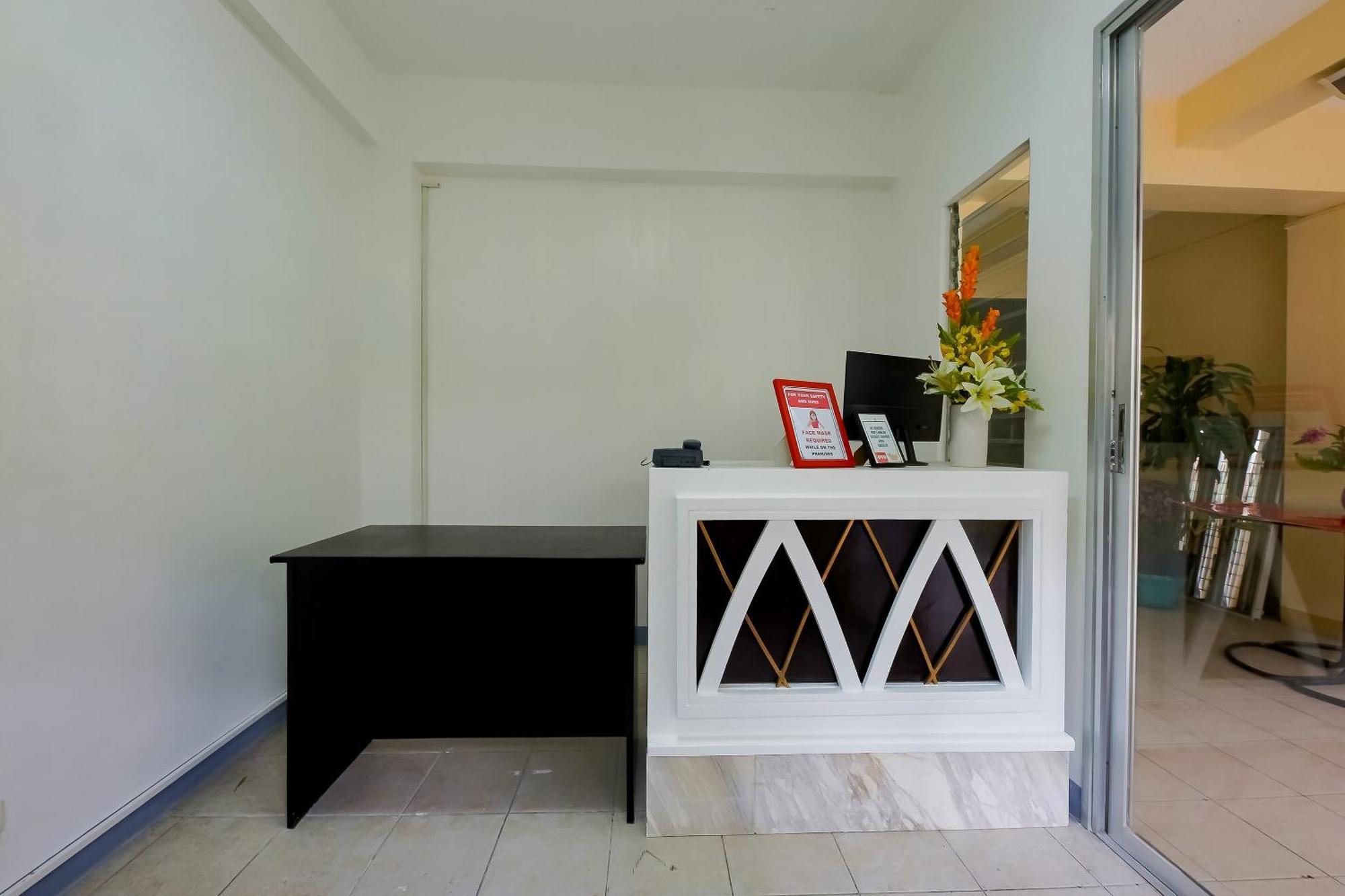 Oyo 840 Orangenest Apartelle Маніла Екстер'єр фото